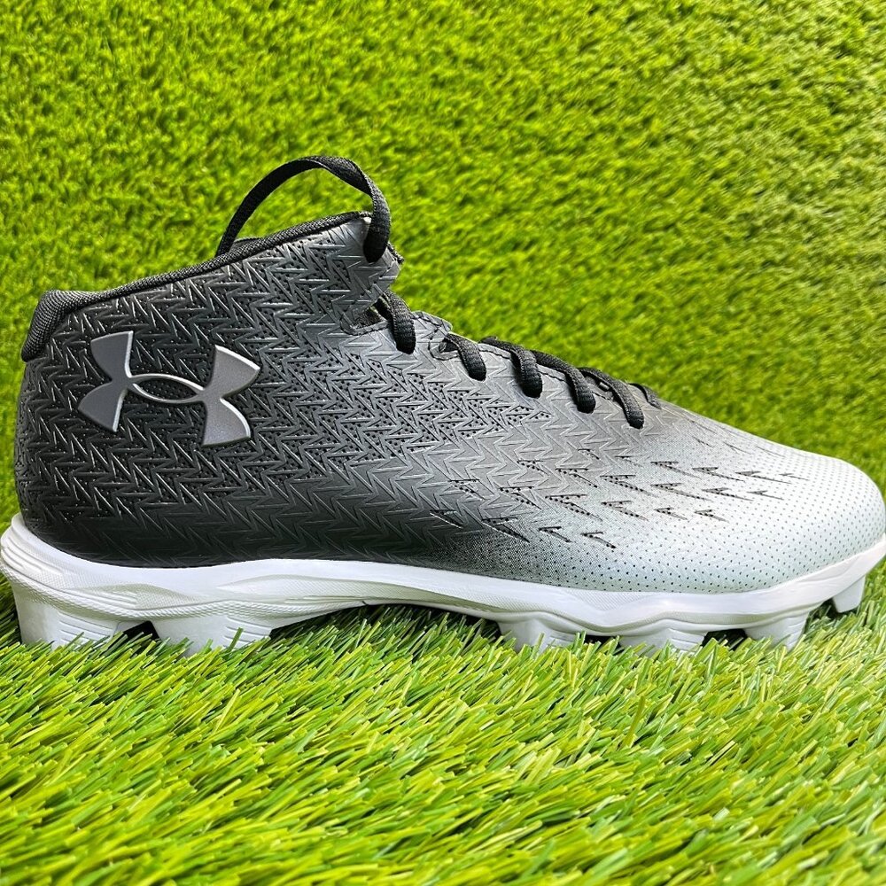Under Armour Spotlight Franchise 4.0 RM Mens Size 11 Black White Football Cleats